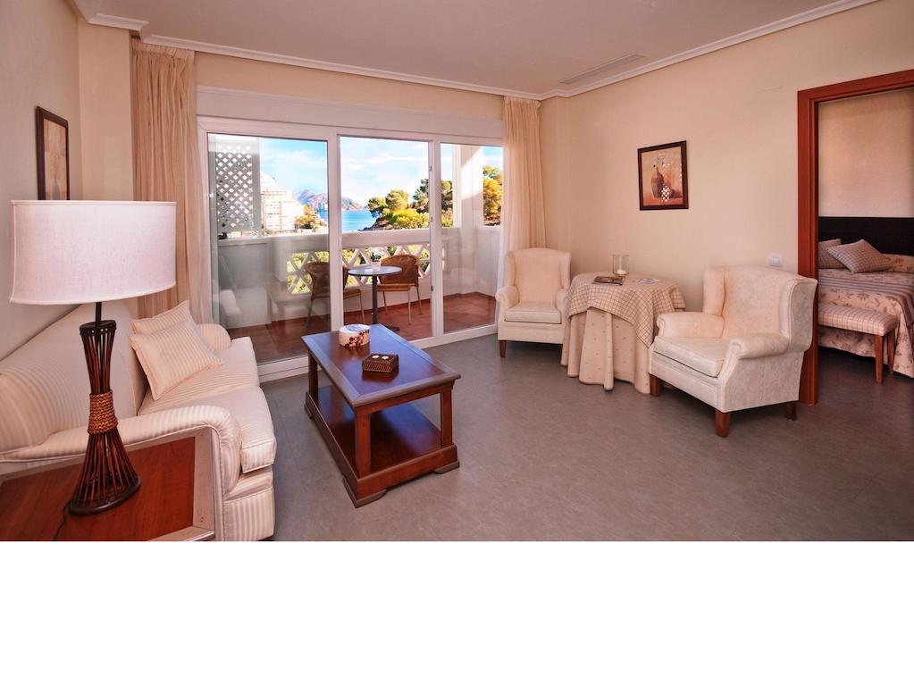 Ballesol Costablanca Senior Resort Mayores De 55 Anos カーラ・デ・フィネストラット 部屋 写真