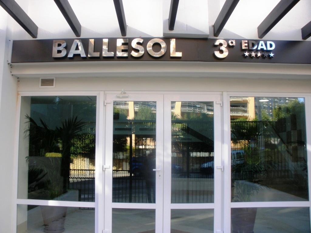 Ballesol Costablanca Senior Resort Mayores De 55 Anos カーラ・デ・フィネストラット エクステリア 写真